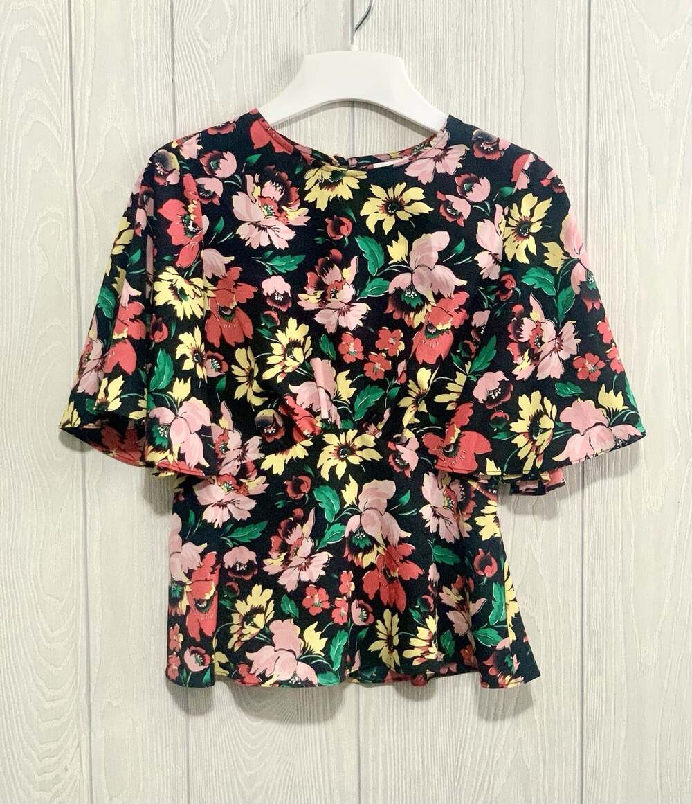 Topshop Black Floral Short Sleeve Cutout Back Top Size 4 NWT